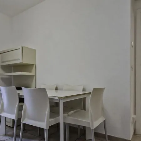 Appartement Lovely With Two Fenced Garden