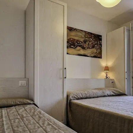 Appartement Lovely With Two Fenced Garden