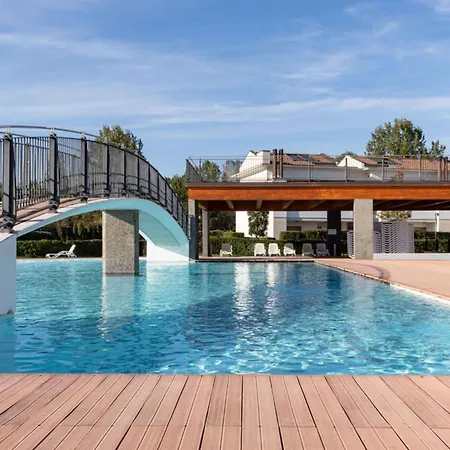 Lovely Apartment With Solarium And Swimming Pool * Bibione