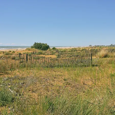 Lovely With Two Fenced Garden