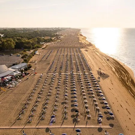 Daire Lovely With Two Fenced Garden