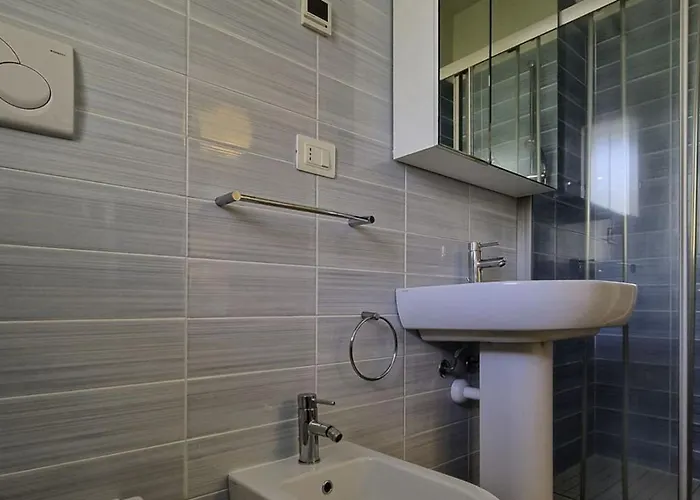 Lovely With Two Fenced Garden