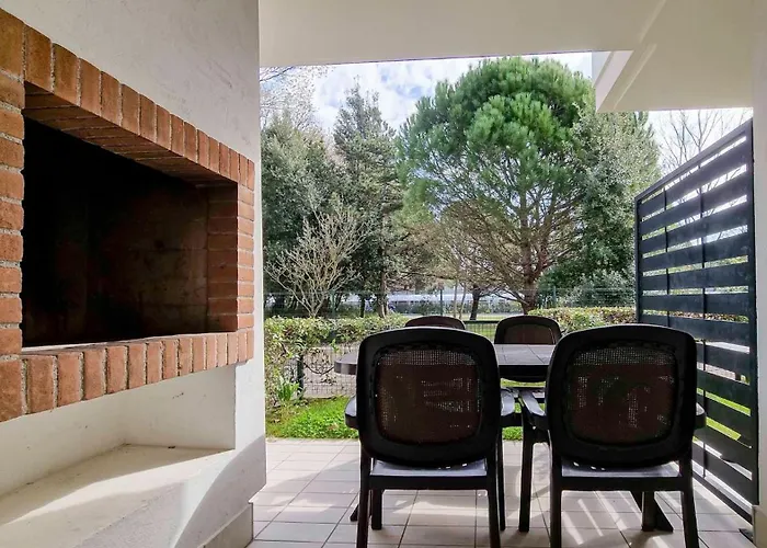 Daire Lovely With Two Fenced Garden Bibione