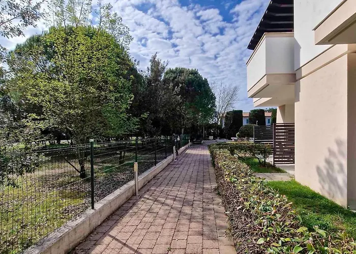 Daire Lovely With Two Fenced Garden Bibione