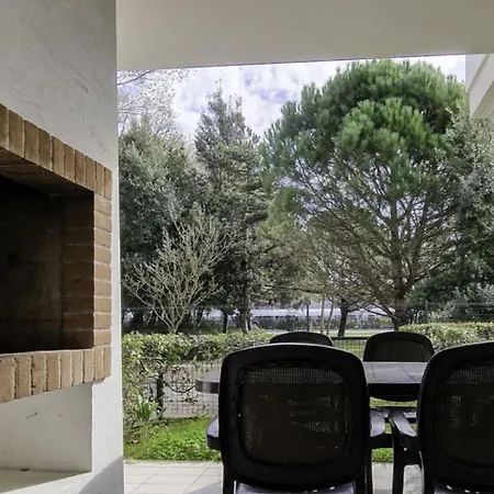 Lovely With Two Fenced Garden *